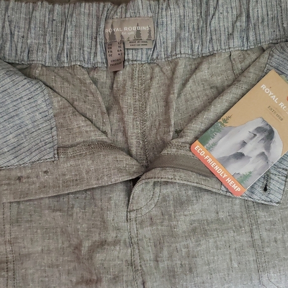 Royal Robbins Hempline Falcon Shorts Sz 12 NWT - Picture 2 of 2